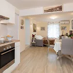 Apartment Dujam