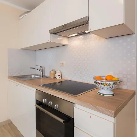 Dujam Without Terrace سبليت